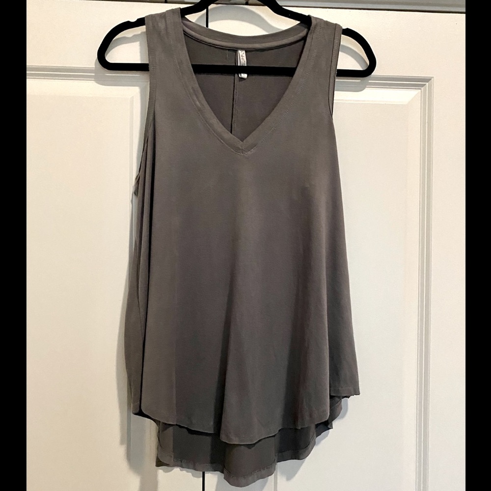 Z SUPPLY Suede Swing Tank Top in Gray Size Large